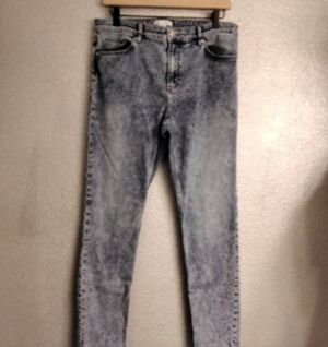 H & M Blue Jeans    Size 12